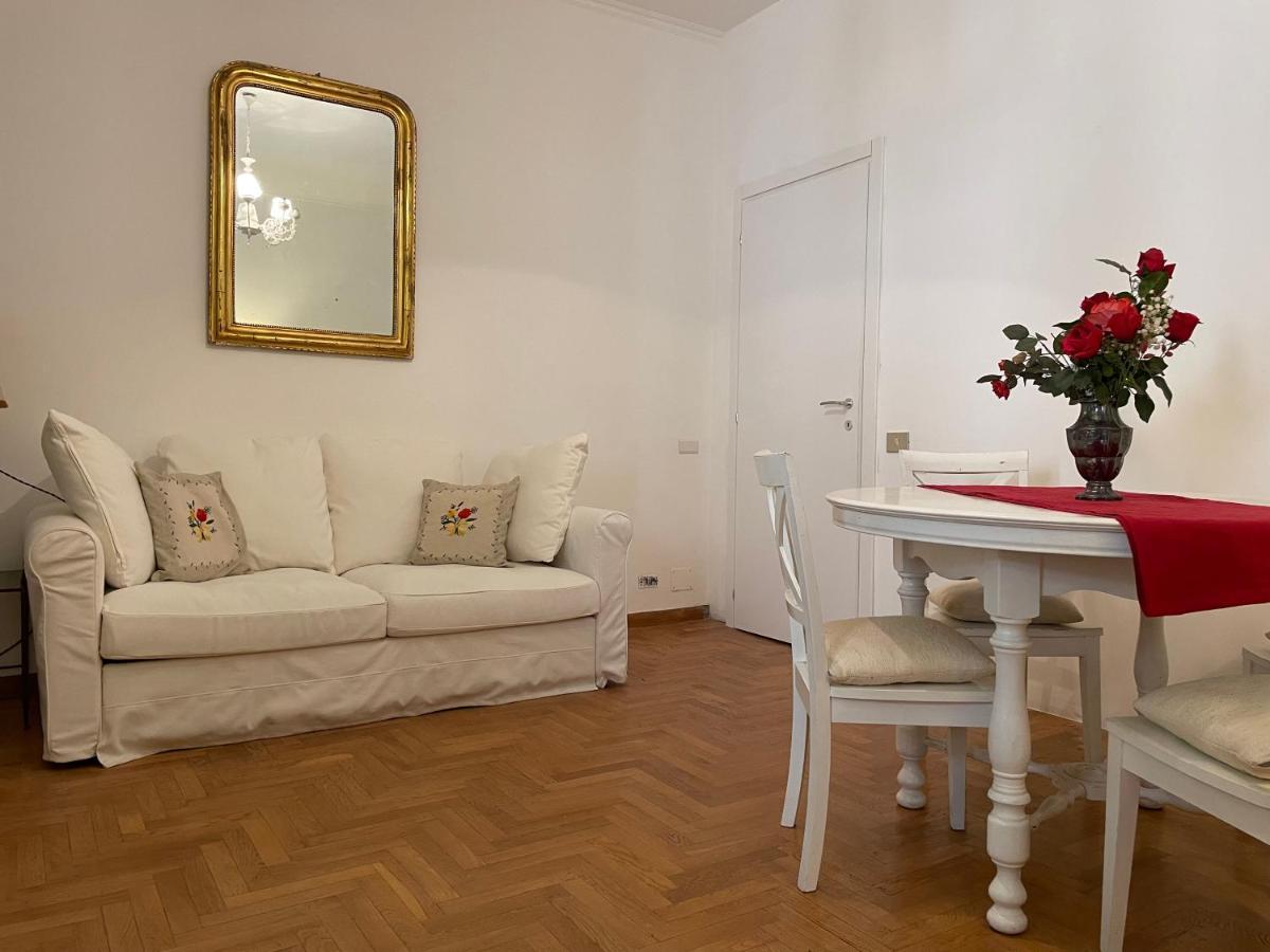 Elegant apt-typical Roman Palazzina Pz Alessandria Exterior foto