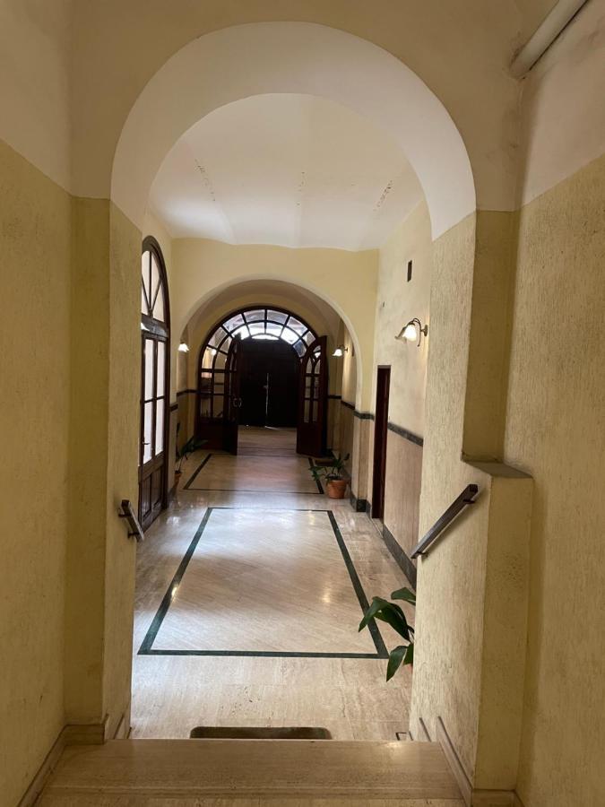 Elegant apt-typical Roman Palazzina Pz Alessandria Exterior foto