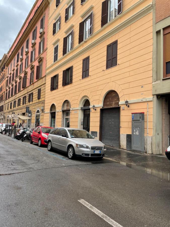 Elegant apt-typical Roman Palazzina Pz Alessandria Exterior foto