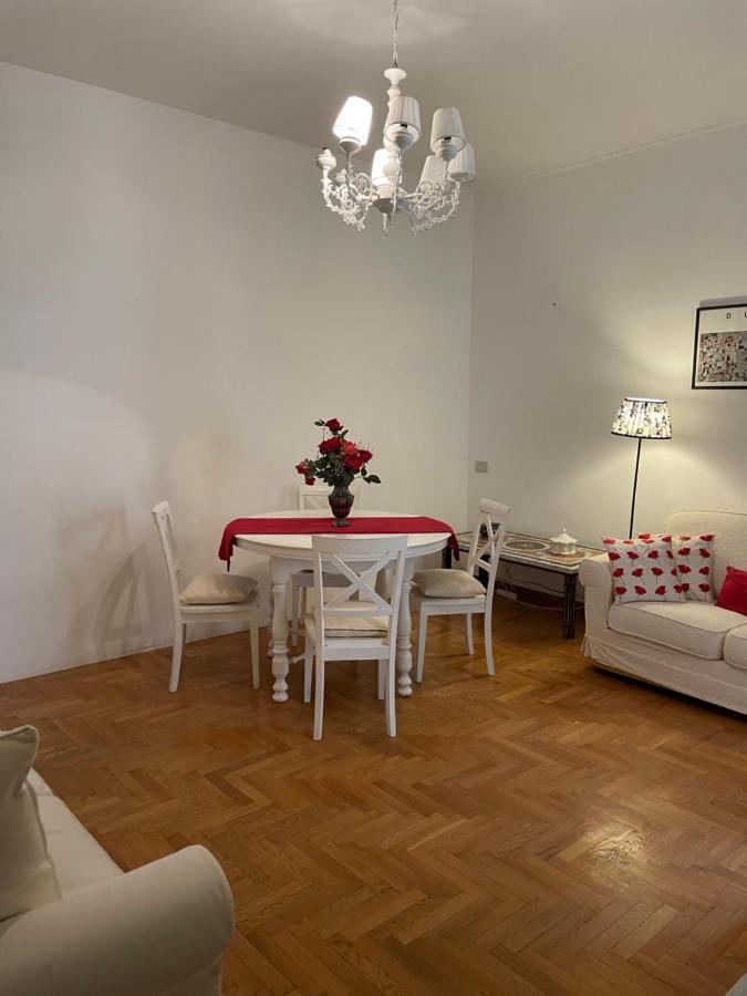 Elegant apt-typical Roman Palazzina Pz Alessandria Exterior foto
