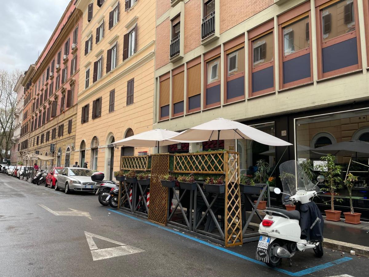 Elegant apt-typical Roman Palazzina Pz Alessandria Exterior foto