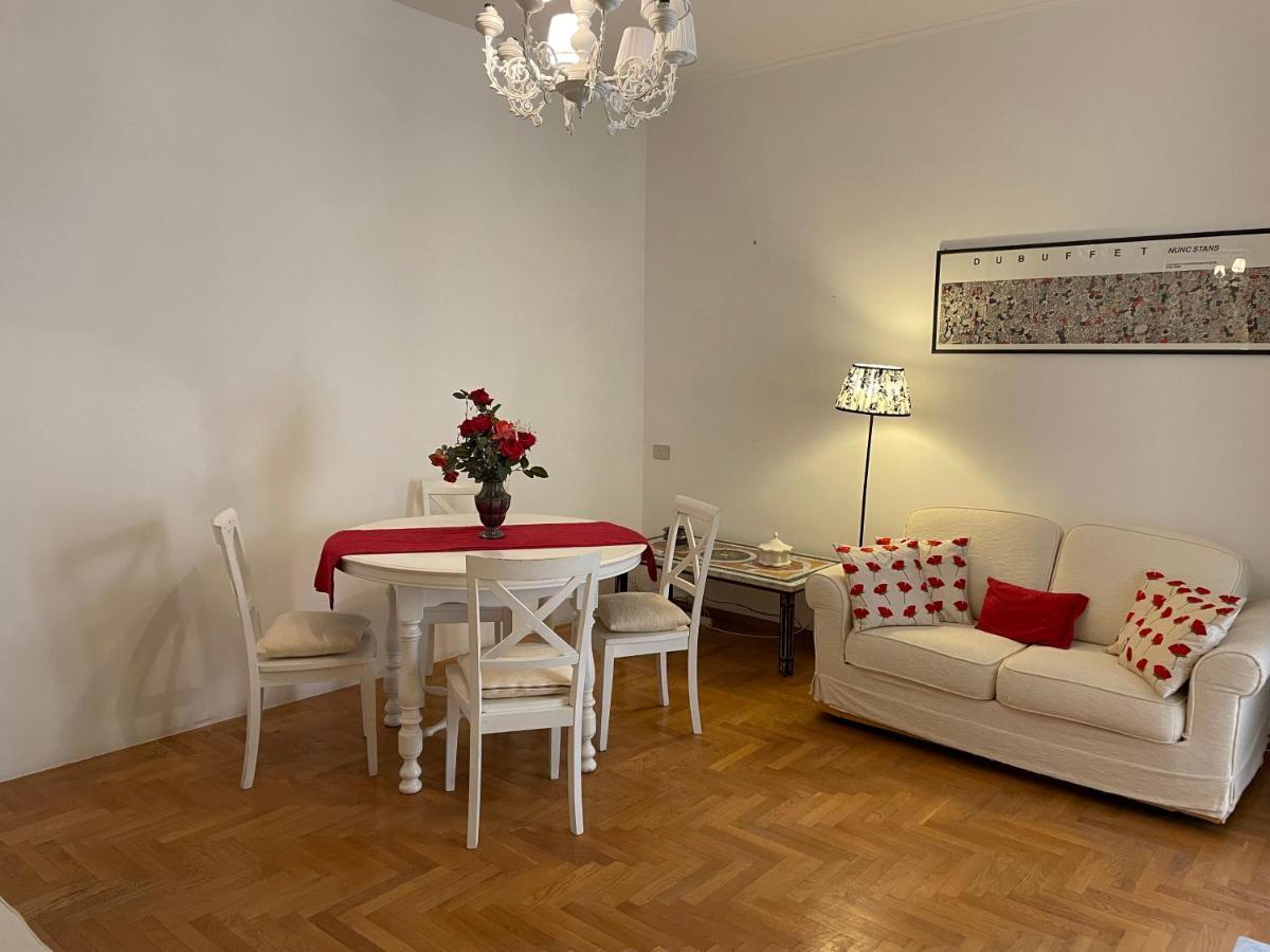 Elegant apt-typical Roman Palazzina Pz Alessandria Exterior foto